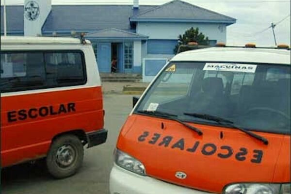 A la fecha, sólo quedan 7 transportes escolares en Río Grande
