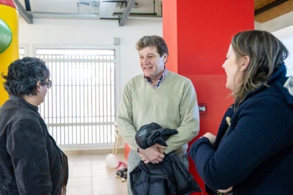 El gobernador Melella recorrió las instalaciones del Centro de Desarrollo Infantil del barrio Kaupén de Ushuaia